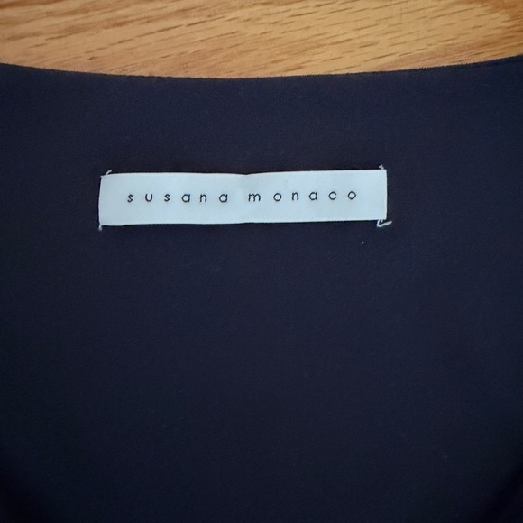 Susana Monaco Navy Long Sleeve Ruched V Neck - Picture 3 of 9